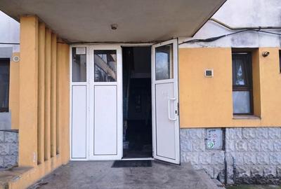 Apartament cu 2 camere decomandat în Central - 1