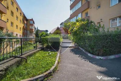 Apartament cu 2 camere decomandat în Valea Cetății - 1