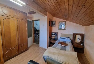 Casă cu Teren 1200 Mp în Central - 4