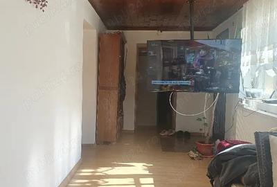 Casă cu 5 camere în Cogealac - 8