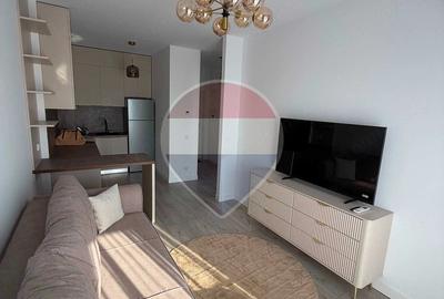 Apartament cu 2 camere semidecomandat în Baza 3