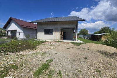 Casă cu 4 camere în Nisipoasa - 4