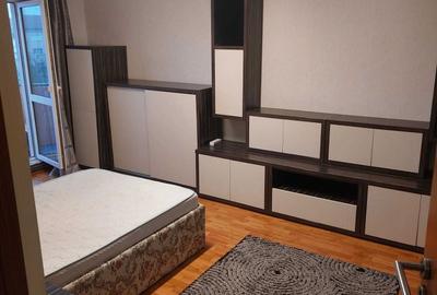Apartament cu 3 camere decomandat în Steaua - 2