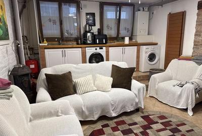 Apartament cu 3 camere decomandat, mobilat în Central