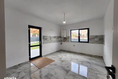 Casă cu 4 camere cu Teren 325 Mp în Valea Adâncă