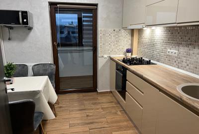 Apartament cu 3 camere decomandat în Central - 2