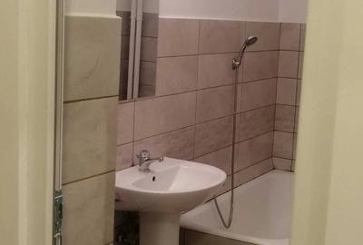 Garsonieră decomandată în Muncii