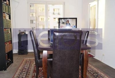 Apartament cu 3 camere decomandat, mobilat în Dristor