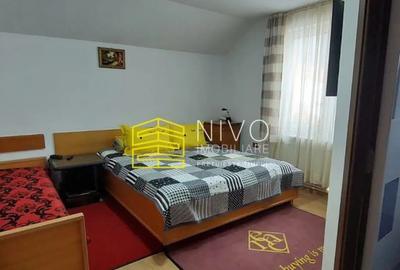 Casă cu 7 camere cu Teren 700 Mp în Praid - 6