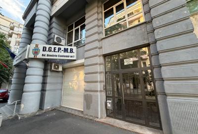 Spațiu comercial, de 90 mp, în Central - 1