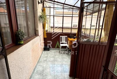 Apartament cu 2 camere semidecomandat, mobilat în Central - 32