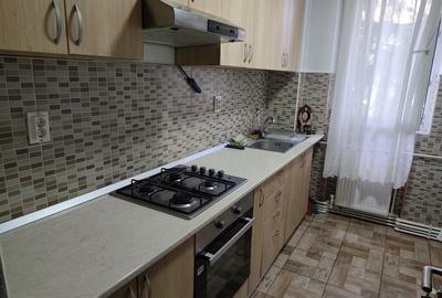 Apartament cu 2 camere decomandat în Central - 1
