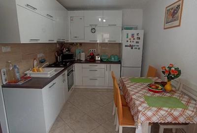 Casă cu 2 camere cu Teren 468 Mp în Central