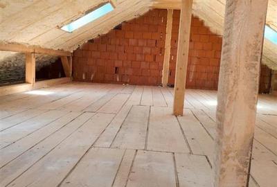 Casă cu 4 camere cu Teren 460 Mp în Nojorid - 14
