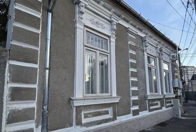 Casă cu 3 camere cu Teren 169 Mp în Central