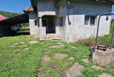 Casă individuală cu 4 camere cu Teren 400 Mp în Călinești - 3