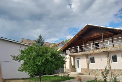 Casă cu 6 camere cu Teren 433 Mp în Micro 3