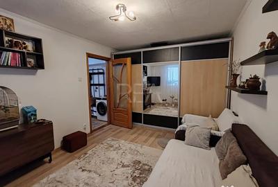 Apartament cu 2 camere decomandat în Lujerului