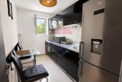 Apartament cu 2 camere semidecomandat, mobilat în Dorobanți