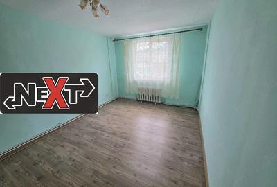 Apartament cu 3 camere decomandat în Mărăței