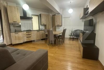 Apartament cu 3 camere decomandat, mobilat în Tudor