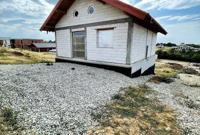 Casă cu 3 camere cu Teren 300 Mp în Sânmartin