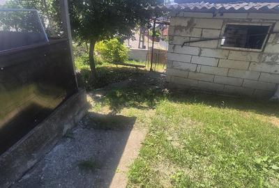 Casă cu 2 camere cu Teren 1170 Mp în Central - 2