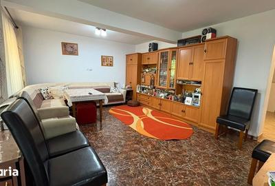 Casă cu 5 camere cu Teren 761 Mp în Aroneanu - 2