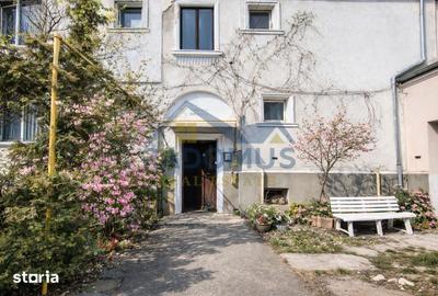Apartament cu 3 camere, mobilat în Cantacuzino