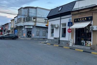 Casă cu 3 camere cu Teren 236 Mp în Ultracentral