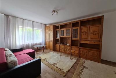 Apartament cu 2 camere decomandat, mobilat în Noua