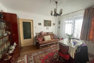 Apartament cu 3 camere semidecomandat în Decebal - 5