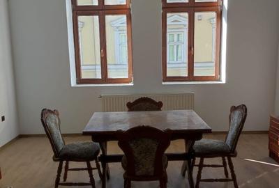 Casă cu 4 camere cu Teren 209 Mp în Central - 3