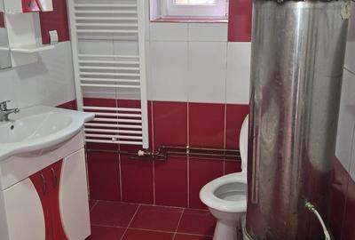 Casă cu 2 camere în Central
