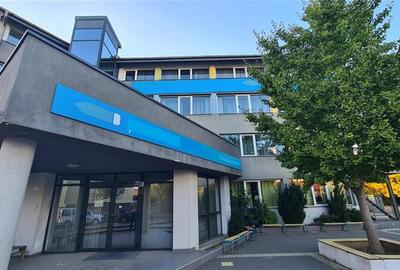 Spațiu comercial, de 800 mp, în Complex Studențesc