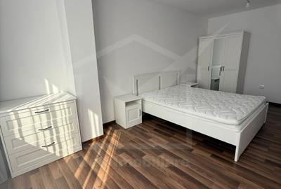 Apartament cu 2 camere semidecomandat, mobilat în Florești - 2