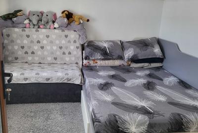 Apartament cu 2 camere decomandat în Steaua