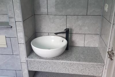 Garsonieră semidecomandată în Central