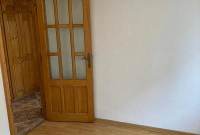 Apartament cu 2 camere decomandat în Narcisa