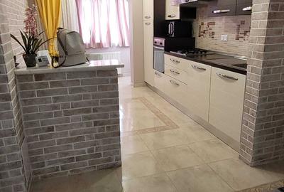 Apartament cu 3 camere decomandat în Traian - 6