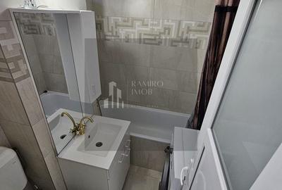 Apartament cu 2 camere decomandat în Titan