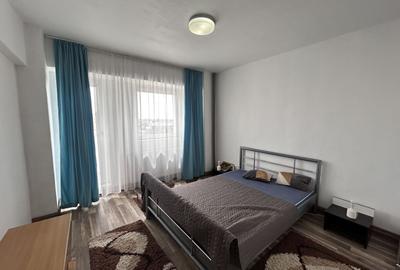 Apartament cu 2 camere decomandat, mobilat în Intim