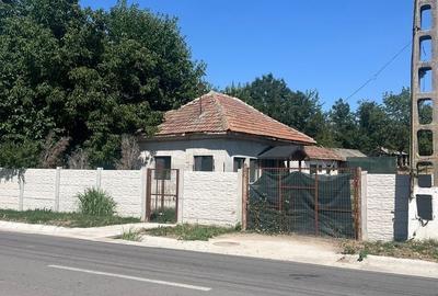 Casă cu 2 camere în Central