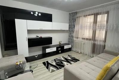 Apartament cu 2 camere decomandat în Sud