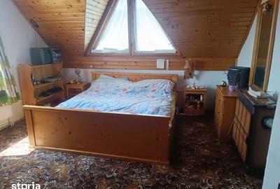Casă cu 4 camere cu Teren 185 Mp în Central