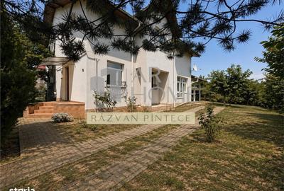 Casă cu 4 camere în Bucov