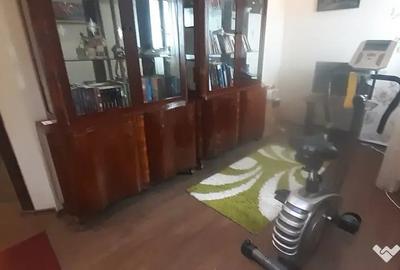 Apartament cu 3 camere decomandat în Central - 3