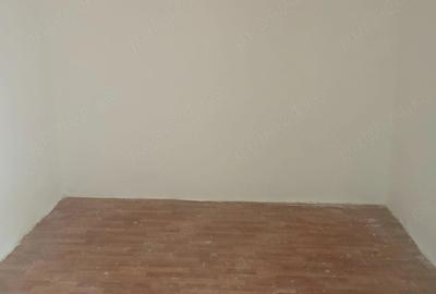 Casă cu Teren 116 Mp în 23 August - 7