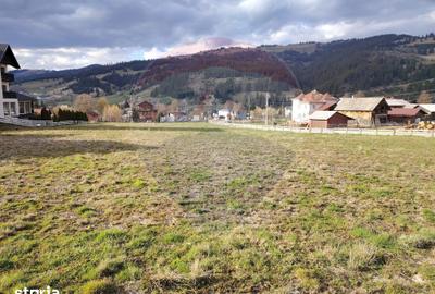 Teren de 1660 mp, în Central