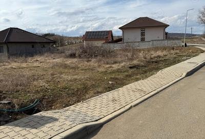 Teren de 448 mp, în Central